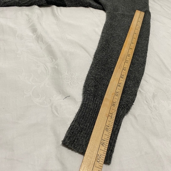 Camber & Grace Women's Light Knit Long Sleeve Gray Turtleneck Sweater Size Small - Picture 8 of 10